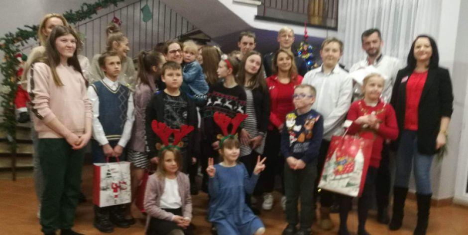 Mikołaje w Domu Dziecka w Kisielanach - fot. d
