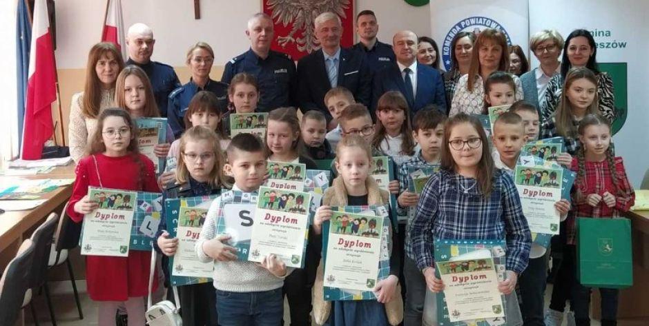 Uczestnicy konkursu. Fot. KPP Łuków - fot. KPP Łuków