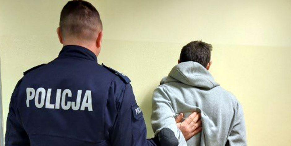 Jechał bez tablicy rejestracyjnej, został zatrzymany - fot. KPP Mińsk Maz. - fot. d