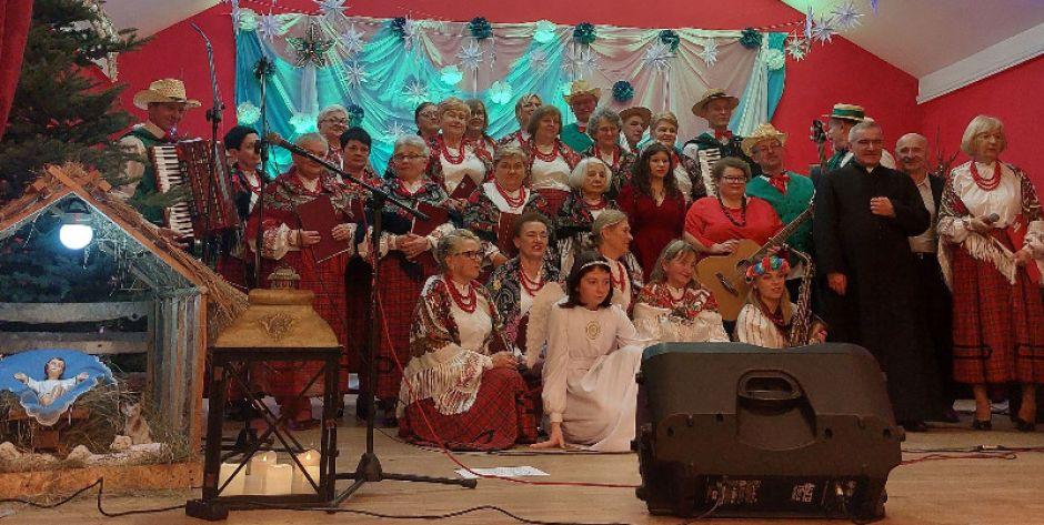 Koncert w Domanicach dla Siedleckiego Hospicjum  - fot. e