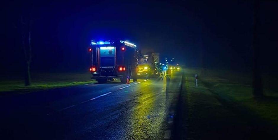 Do śmiertelnego potrącenie doszło na trasie Sterdyń - Zembrów. Fot. OSP Sterdyń - fot. OSP Sterdyń