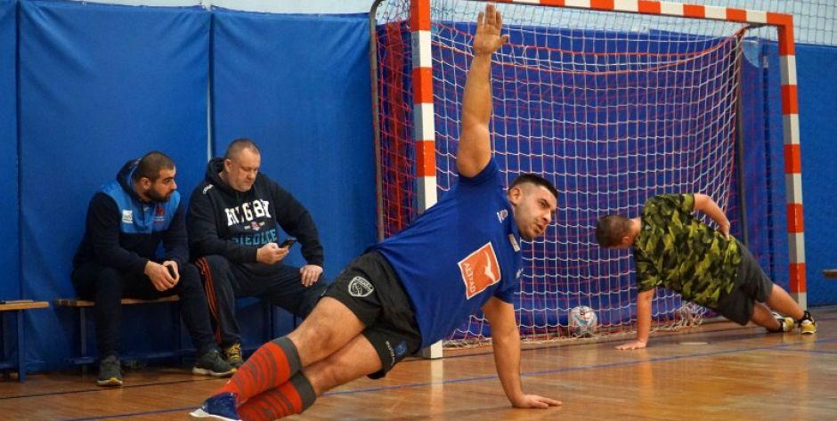Rugbyści przygotowują się do rundy wiosennej. Na zdjęciu Eduard Vertyletskiy