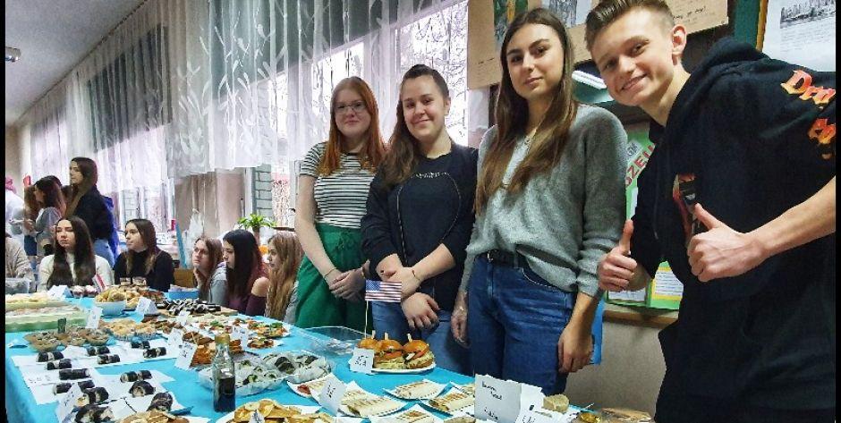 Kiermasz charytatywny - turystycznie i ze smakiem - fot. Aga Król