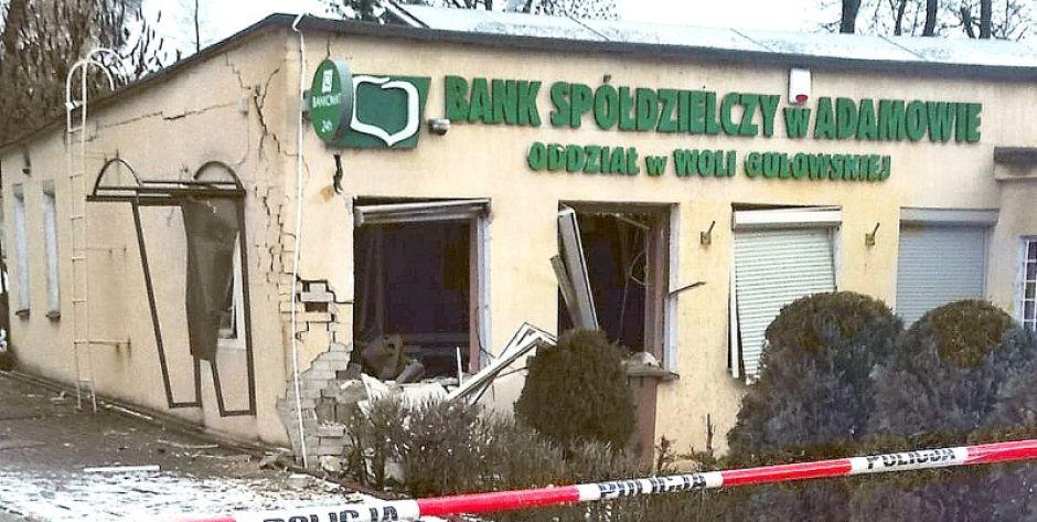 Wysadzony bankomat w Woli Gułowskiej fot. OSP Wola Gułowska - fot. ddf