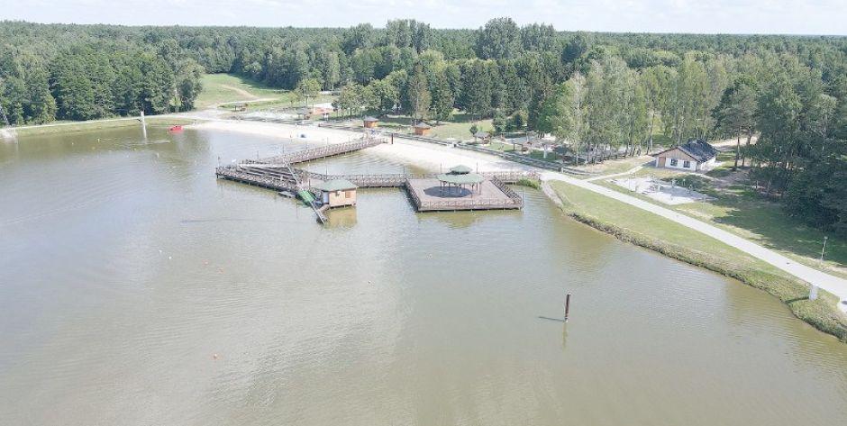 Nad łukowskim zalewem jest nowa infrastruktura, ale ciągle brak hotelu. Fot. UM Łuków - fot. UM Łuków