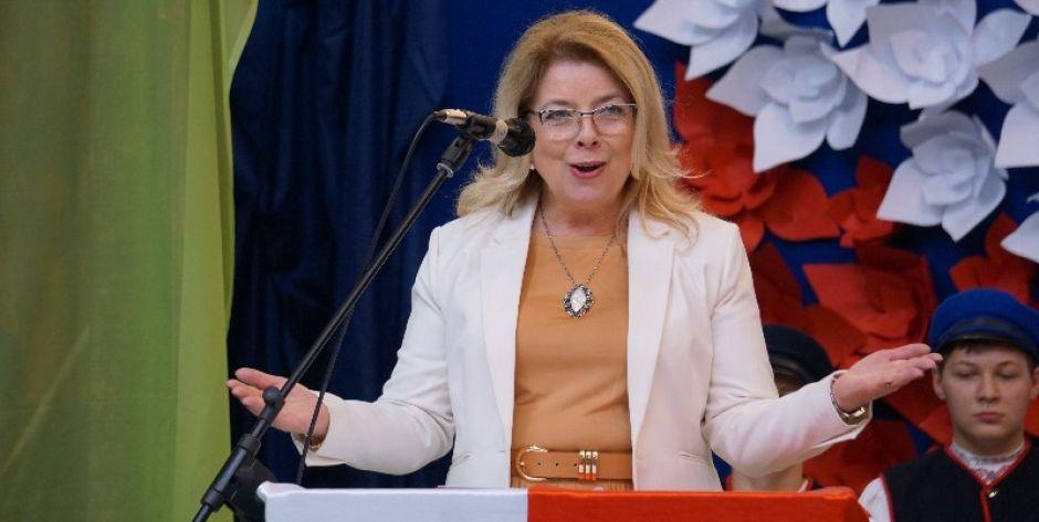 Starosta węgrowska Ewa Besztak na uroczystości w Łochowie. fot. sej