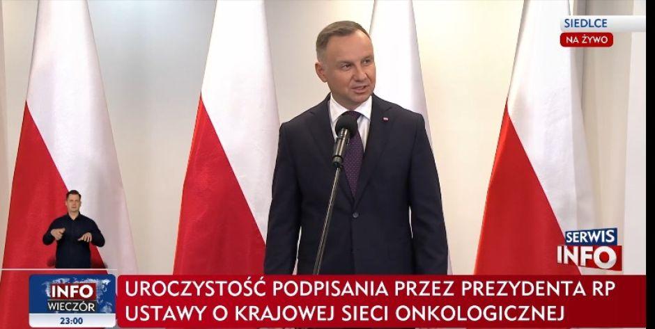 Prezydent Andrzej Duda podpisał w Siedlcach ustawę o Krajowej Sieci Onkologicznej - fot. Bbd