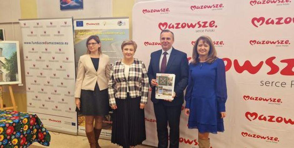 Wojt Krzysztof Kalinowski pozyskuje kolejne środki zewnętrzne - fot. arch