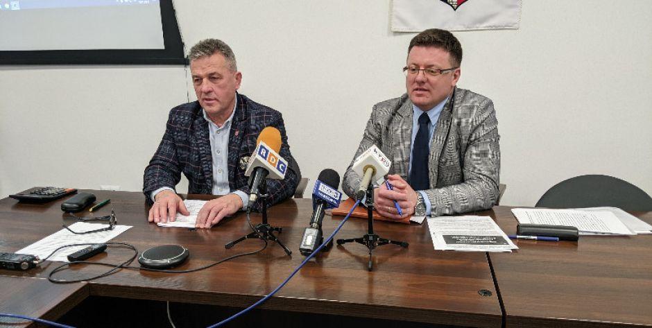 Prezydent Andrzej Sitnik i prezes ZUO Paweł Olszewski 