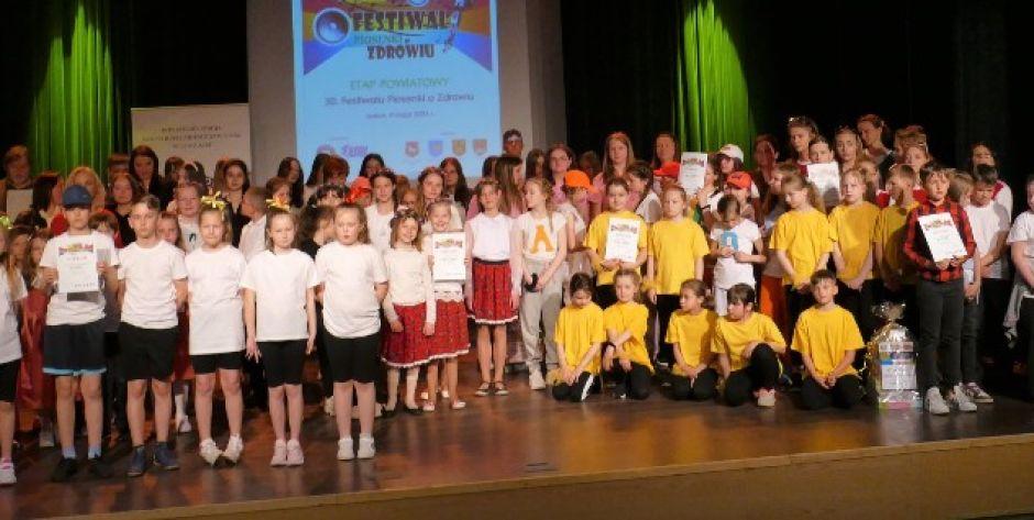 Uczestniczy 30. Festiwalu Piosenki o Zdrowiu w Łosicach - fot. arch. ŁDK
