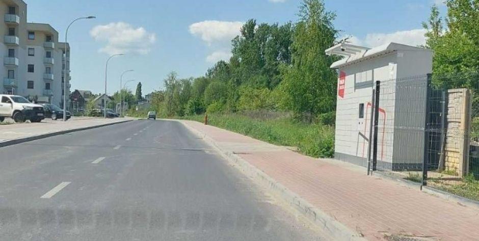 Automat do odbioru paczek przy ul. Lewandowskiego fot. KMP Siedlce - fot. sd