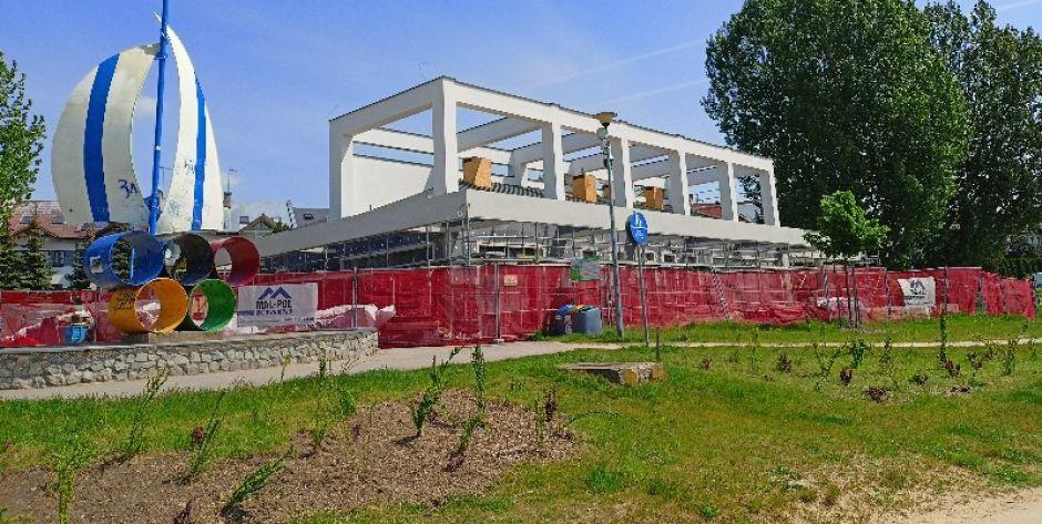 Budynek nad siedleckim Zalewem zostanie oddany do użytku za 3 tygodnie 