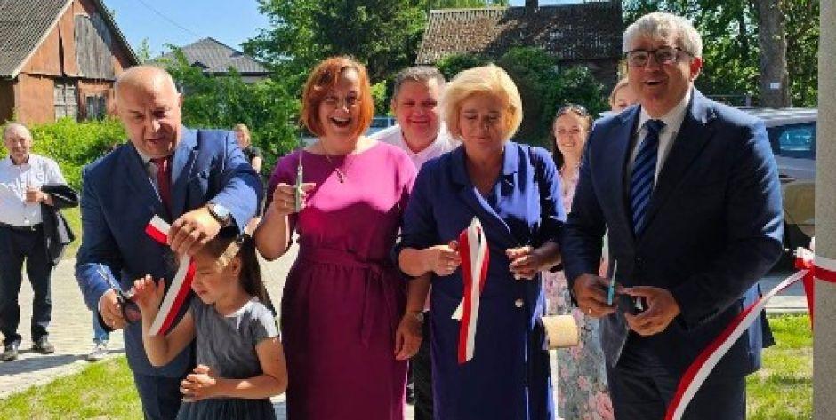 Oficjalne otwarcie świetlicy w Bindudze, fot. arch. UG w Sarnakach - fot. arch.