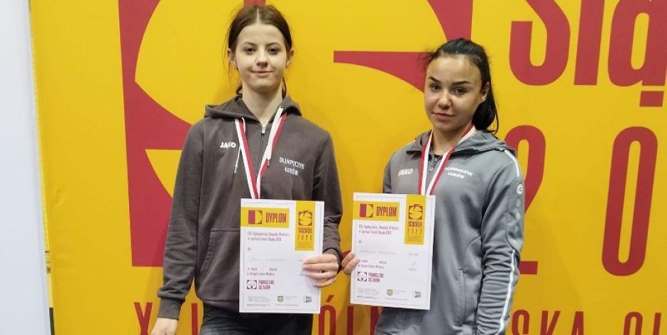 Julia Linkiewicz i Andżelika Młynarczyk z Olimpijczyka Łuków fot. media klubowe - fot. sd