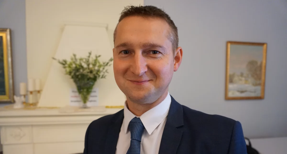 Dyrektor GOK w Wiśniewie Paweł Ksionek fot. Sej
