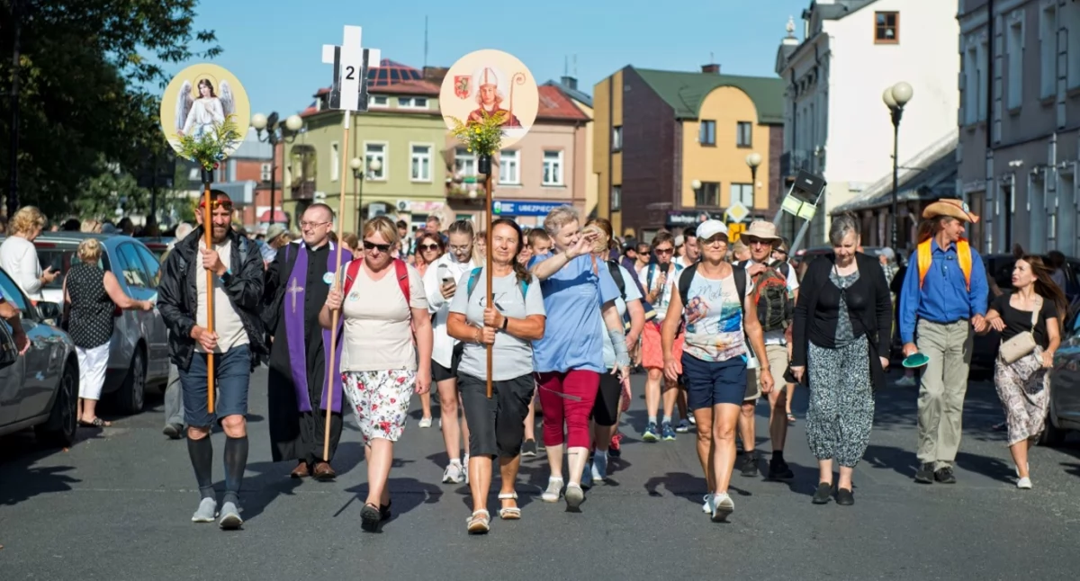 W 2024 roku pielgrzymi wyruszali z Siedlec przy pięknej pogodzie. Jak będzie w tym roku? Fot. arch red. 