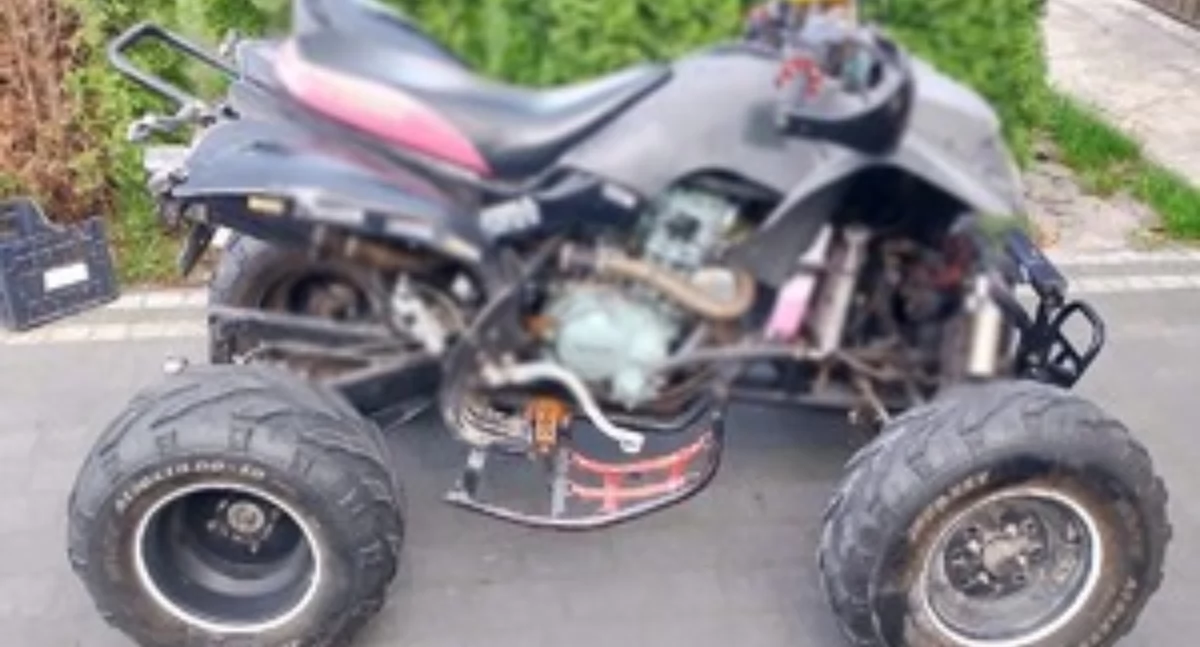 Groźny wypadek w Ksawerynowie. 17-latek koziołkował quadem - fot. Policja Garwolin
