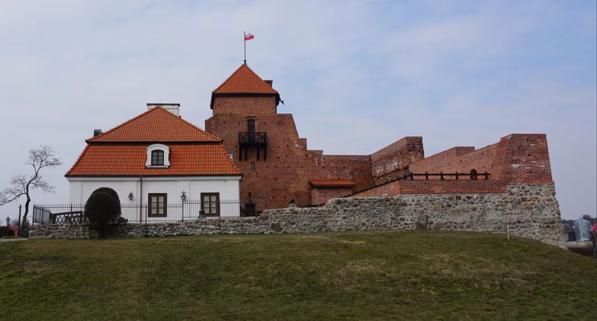 Zamek w Liwie.  fot. sej