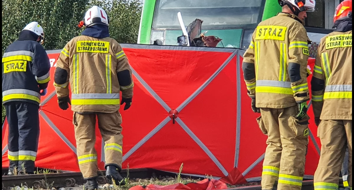 Tragedia na stacji PKP w Nowym Dębem Wielkim. Pociąg potrącił człowieka, pasażerowie ewakuowani - zdjęcie poglądowe fot. Aga Król