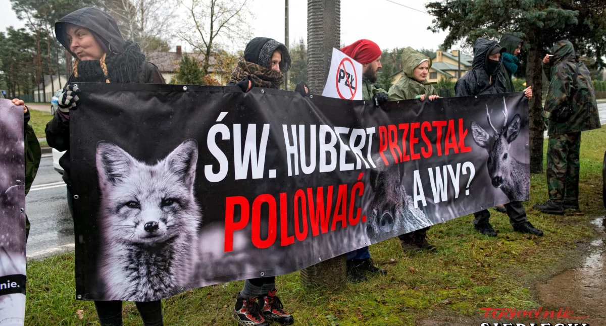 Święty Hubert – patron myśliwych, który przestał polować. Paradoks dnia św. Huberta - fot. Aga Król