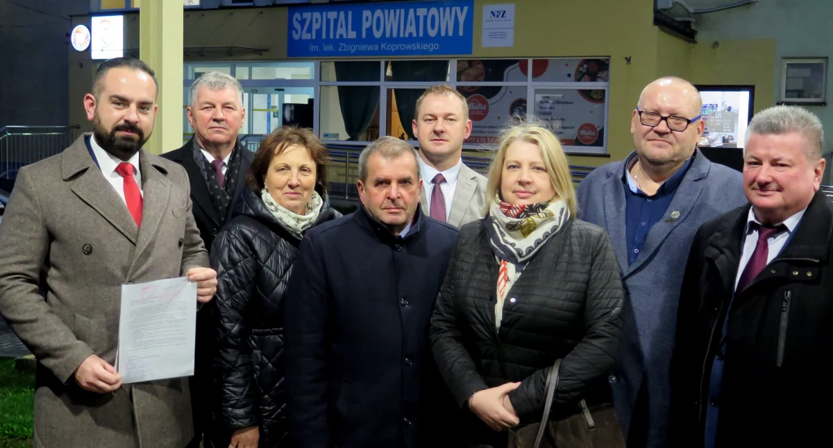 Klub Radnych PiS sokołowskiej rady powiatu złożył oficjalne pismo z pytaniami dotyczącymi sytuacji finansowej SP ZOZ w Sokołowie Podlaskim, fot.mc