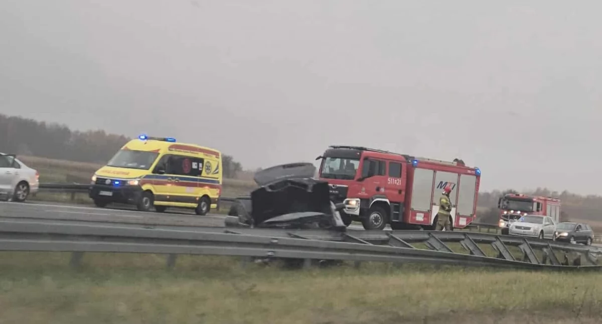 Wypadek na autostradzie A2 w kierunku Siedlec – jedna osoba ranna, droga zablokowana - zdjęcie: fb Gdzie Suszą Siedlce i okolice