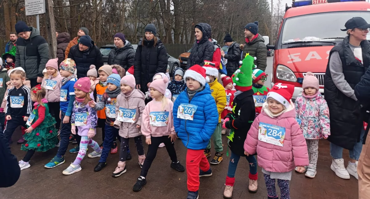 Bieg najmłodszych uczestników zainaugurował całe wydarzenie. Fot. Julia Leszczyńska