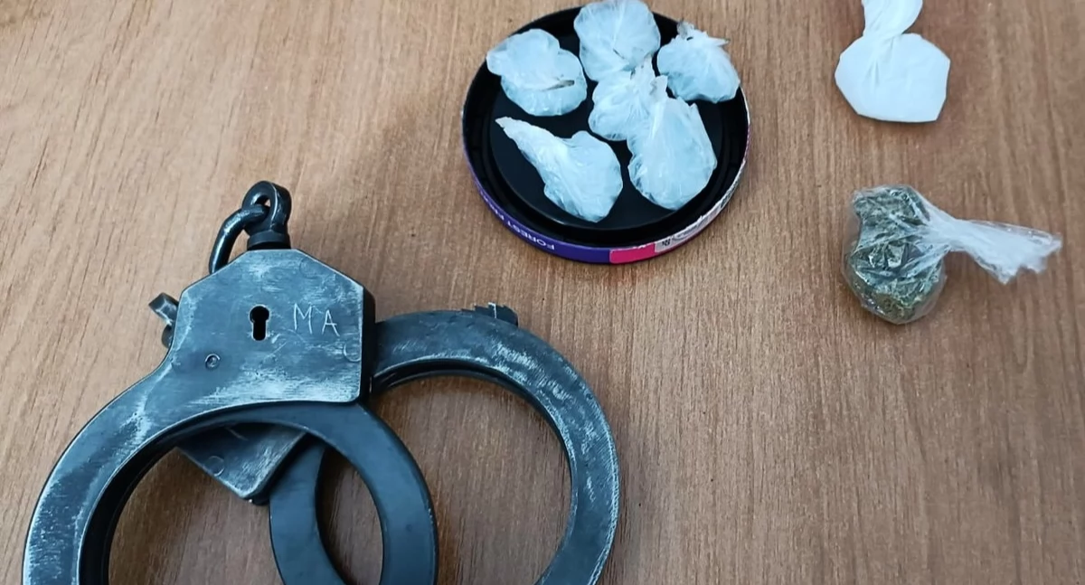 Kronika kryminalna, Gmina Stara Kornica latek marihuaną mefedronem - zdjęcie, fotografia