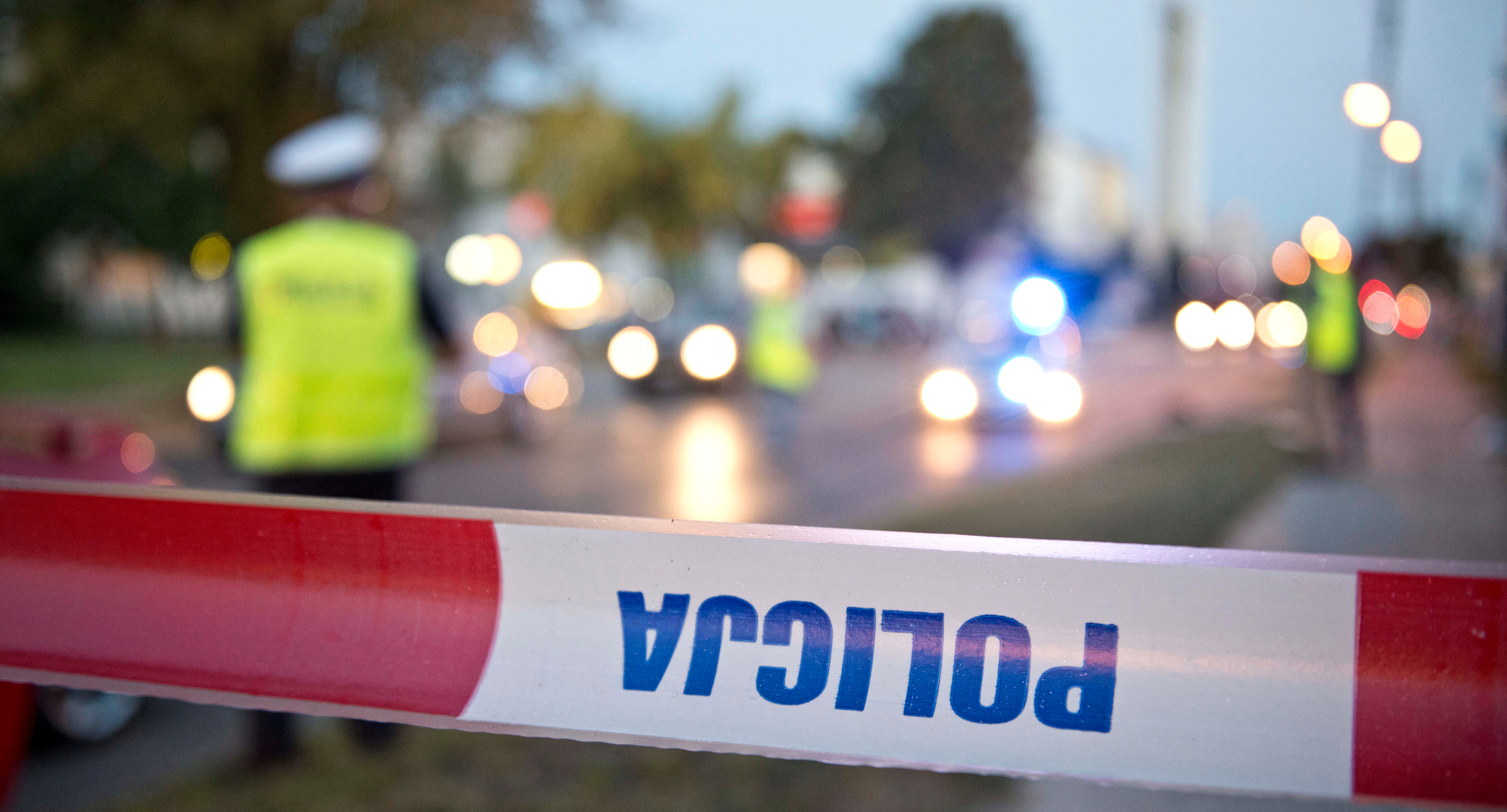 Śmiertelny wypadek na DW637. Dachowanie i zderzenie z drzewem - zdjęcie poglądowe - fot. Aga Król
