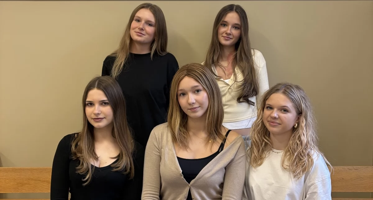 Projekt tworzy pięcioosobowy zespół uczennic: Maria Bruśniak, Aleksandra Kanicka, Aleksandra Drzewowska, Roksana Makowska oraz Weronika Kacprzyk. Fot. arch.