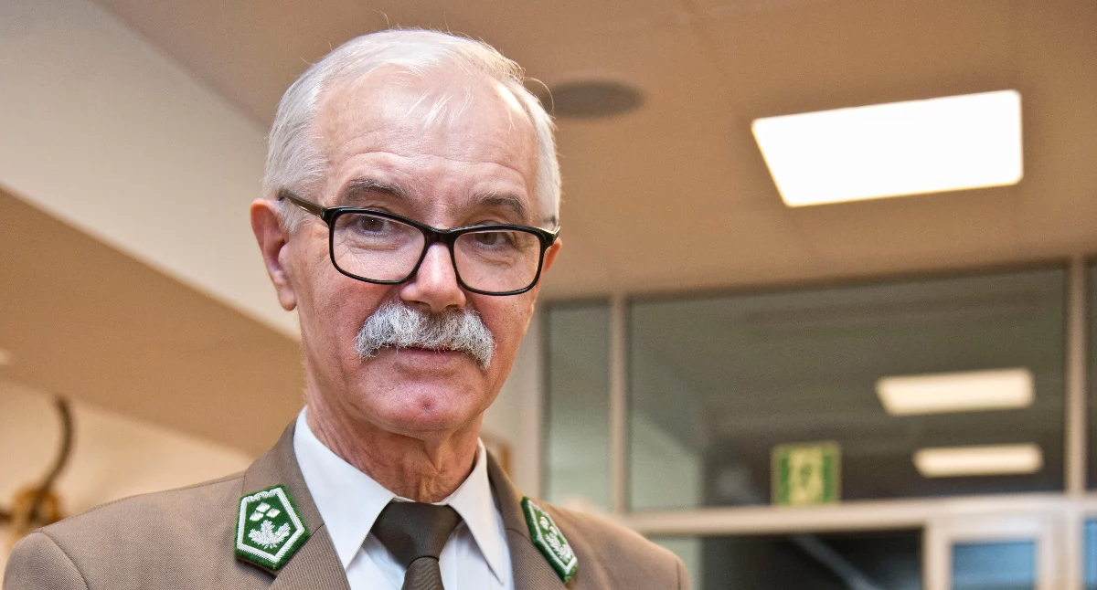 Przyroda , Jerzy Osiak przeszedł emeryturę Wieloletni nadleśniczy Nadleśnictwa Siedlce pracy lesie - zdjęcie, fotografia