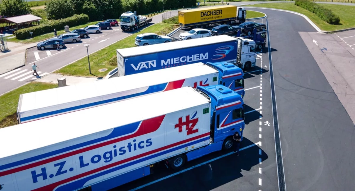 Promocja, Nowoczesne logistyczne wschodzie firmy transportowe okolic Siedlec szukają gwałt - zdjęcie, fotografia
