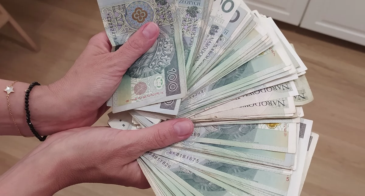 Kronika kryminalna, Mieszkanki Sokołowa Podlaskiego straciły ponad tysięcy złotych! - zdjęcie, fotografia