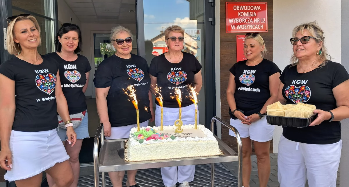 Dzień Dziecka i drugie urodziny KGW w Wołyńcach. Były dmuchańce, quady i tort - fot. Jarosław Kurzawa