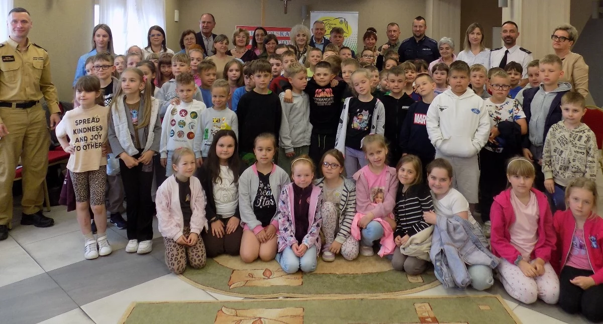 Edukacja, Cała Polska Czyta Dzieciom Grębków Czyta czerwca - zdjęcie, fotografia