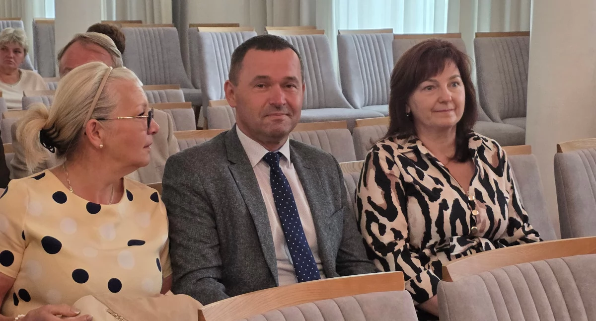 270 tys. zł na przebudowę drogi Łozy – Trębice Dolne. Powiat podpisał umowę z samorządem Mazowsza