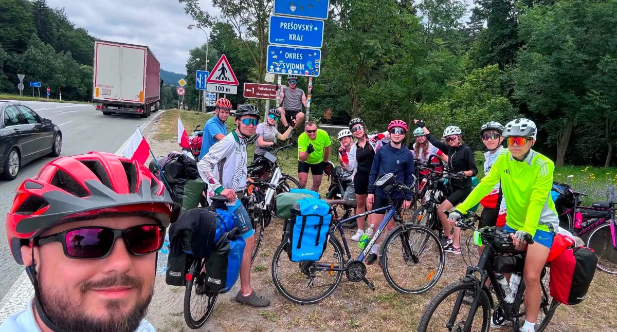 Rowerowi pielgrzymi dotarli na Słowację. Za nimi kolejny wymagający etap wyprawy do Medjugorie - fot. zdjecia z trasy 