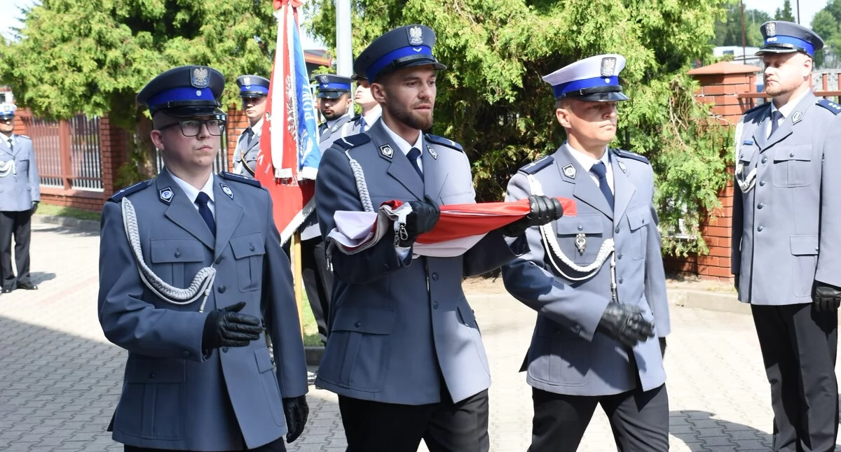 Awanse, odznaczenia i słowa uznania. Garwolińska policja świętowała 106. rocznicę powołania Policji Państwowej - fot. Policja Garwolin