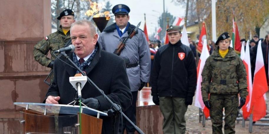 Siedlce, Plac Wolności. 11 listopada 2016 r. Obchody Narodowego Dnia Niepodległości pod Pomnikiem Wolności.  
