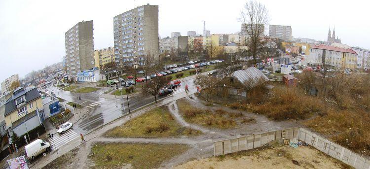Od prawej strony zdjęcia do widocznej jezdni będzie prowadziło przebicie ul. Popiełuszki do Sokołowskiej. - fot. 