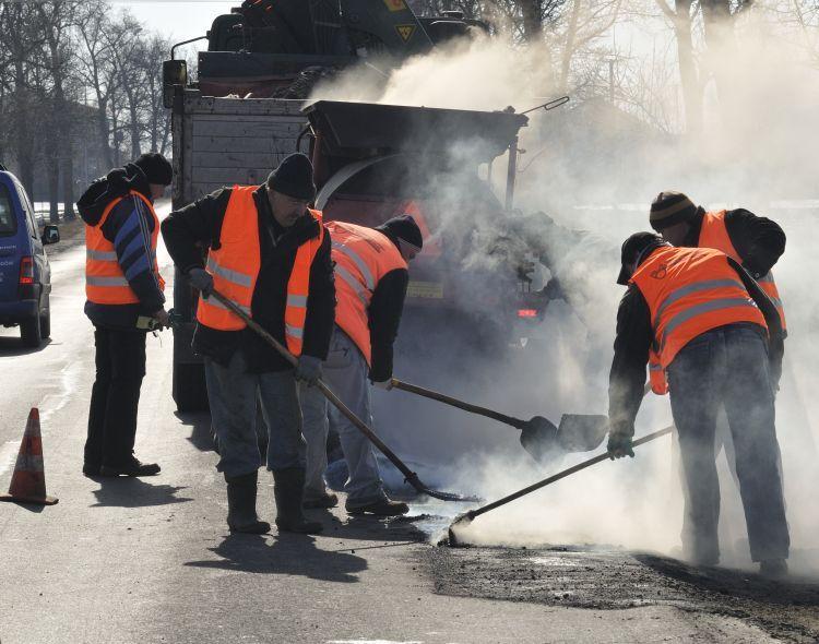 Naprawa drogi krajowej nr 63 w miejscowości Kolonia Wiśniew. Fot. Janusz Mazurek - fot. 