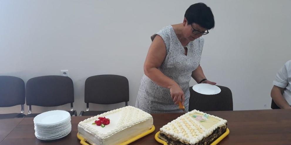 Wójt pokroiła tort absolutoryjny - fot. 