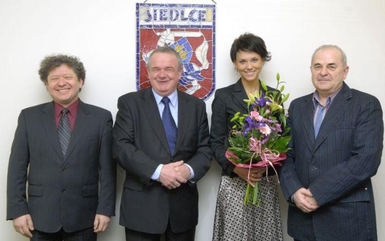 Od lewej: Andrzej Meżerycki, Wojciech Kudelski, Emilia Wółkiewicz, Krzysztof Harasimiuk. - fot. 
