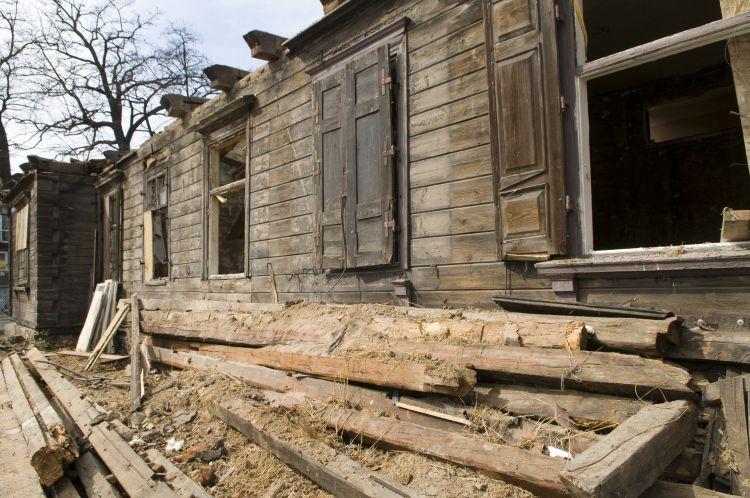 Dom po Babci Mrozowskiej zostanie przeniesiony do Emilianówki. - fot. 