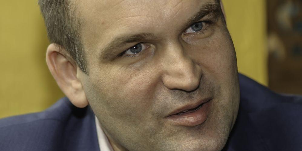 Poseł Bartłomiej Bodio przewodniczący podkomisji stałej ds. transportu lotniczego i gospodarki morskiej w sejmowej Komisji Infrastruktury, wiceprzewodniczący podkomisji stałej ds. modernizacji i zaopatrzenia wojska w Komisji Obrony Narodowej
oraz wiceprz - fot. 