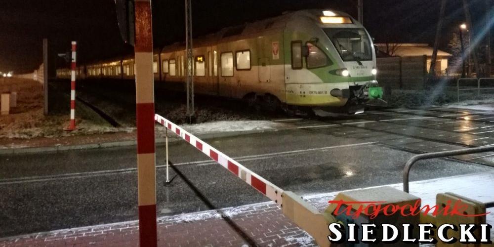 Pod ten pociąg wszedł mężczyzna przechodzący przez tory w niedozwolonym miejscu. Doszło do śmiertelnego potrącenia. Fot. Aga Król