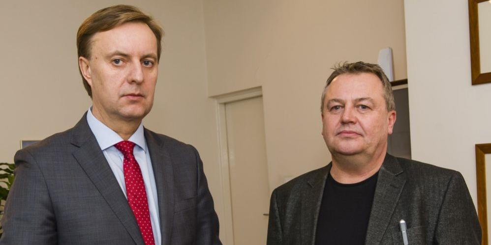 Odwołany prezes, Wojciech Kaszyński i nowy Marcin Kulicki.    fot. Janusz Mazurek - fot. 
