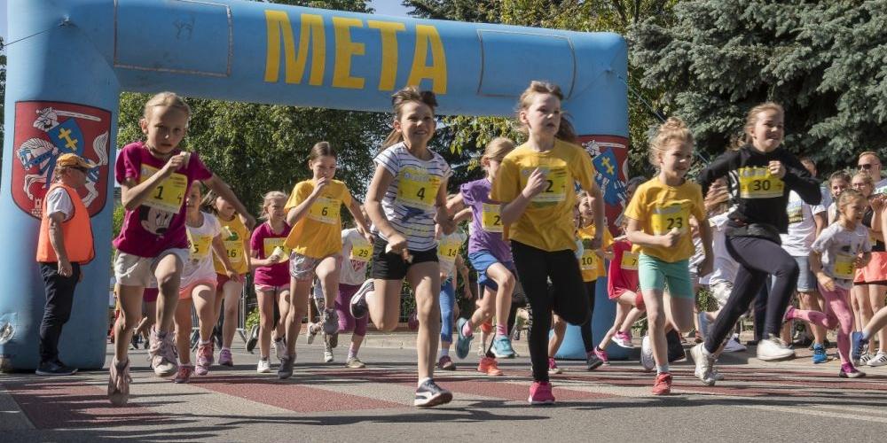 Start najmłodszych biegaczy
