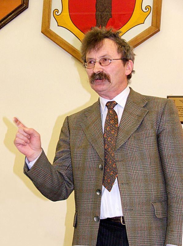 Radny Andrzej Wisiński na jednej z sesji Rady Powiatu Łukowskiego. Fot. PGL - fot. 