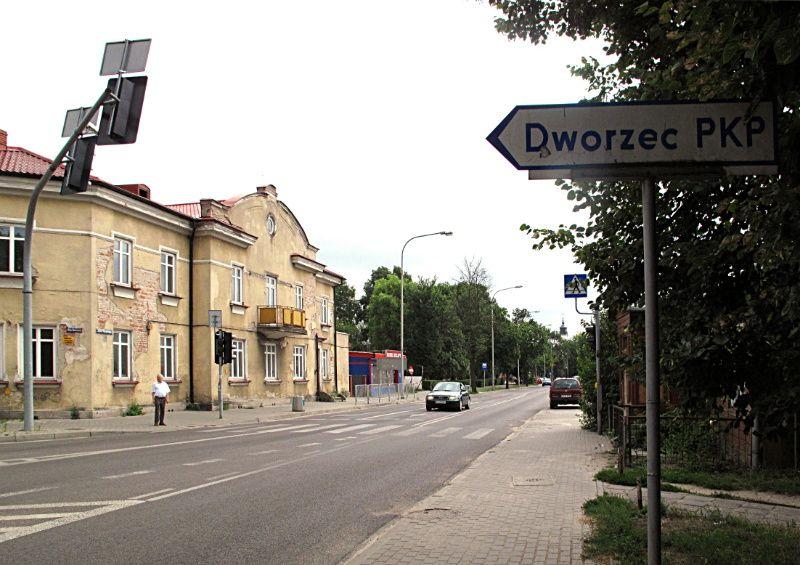 Na willi przedwojennego łukowskiego notariusza ukazał się napis wykonany w czasie II wojny światowej. Konserwator zabytków nie uznał za stosowne, by go eksponować. Fot. Aneta Abramowicz - fot. 